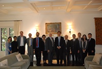 UCLA Chancellor Dr. Gene Block (middle) welcomes the CUHK delegation at his residence.